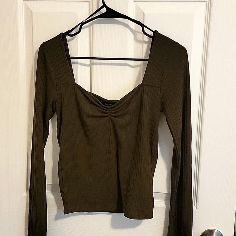 Olive runched top| Forever 21| L